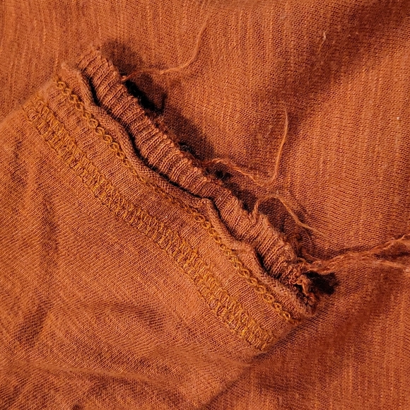 Mudd Ladies Rust Long Sleeve Lightweight Tshirt Medium - Picture 5 of 8